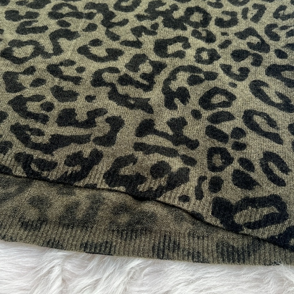 M Magaschoni Leopard Print Cowl Neck Cashmere Tunic - Picture 7 of 7